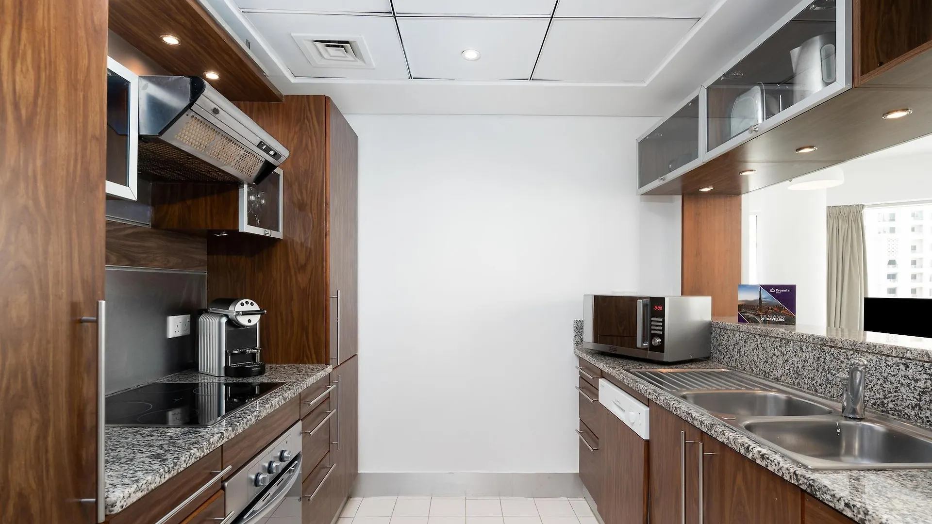 Dream Inn - Apartment Near Dubai Marina, Al Sahab Tower