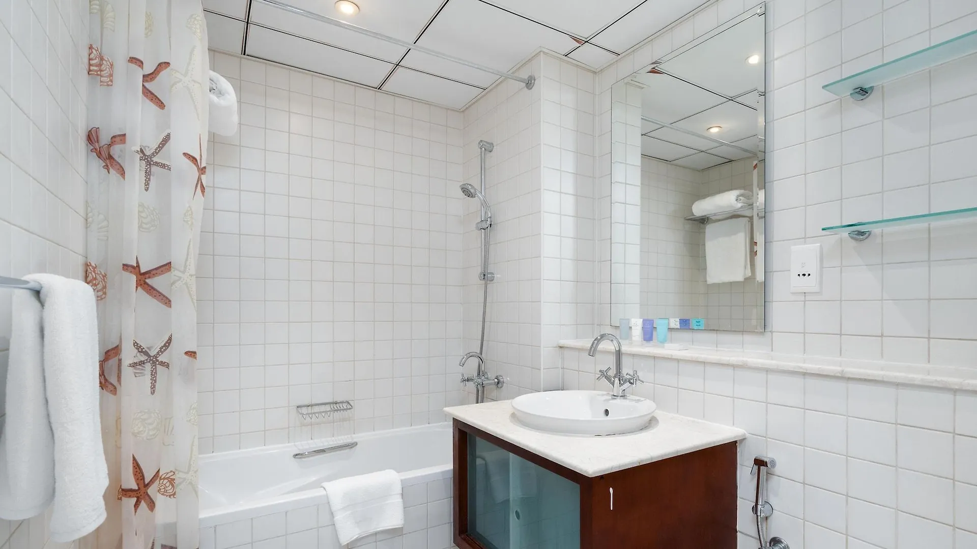 Dream Inn - Apartment Near Dubai Marina, Al Sahab Tower
