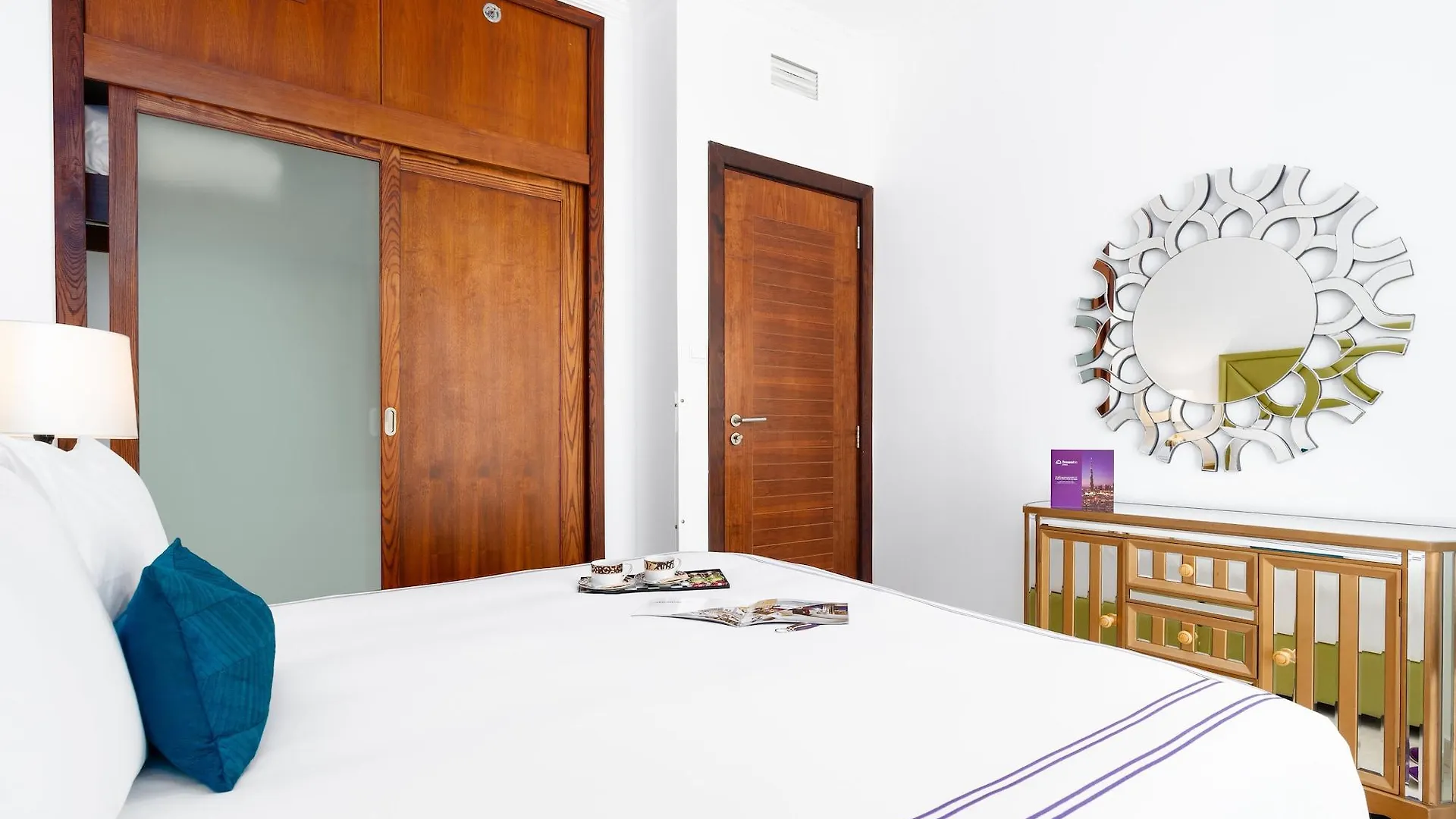 Dream Inn - Apartment Near Dubai Marina, Al Sahab Tower 0*,  United Arab Emirates