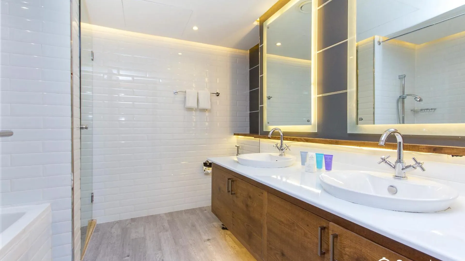 Dream Inn - Apartment Near Dubai Marina, Al Sahab Tower