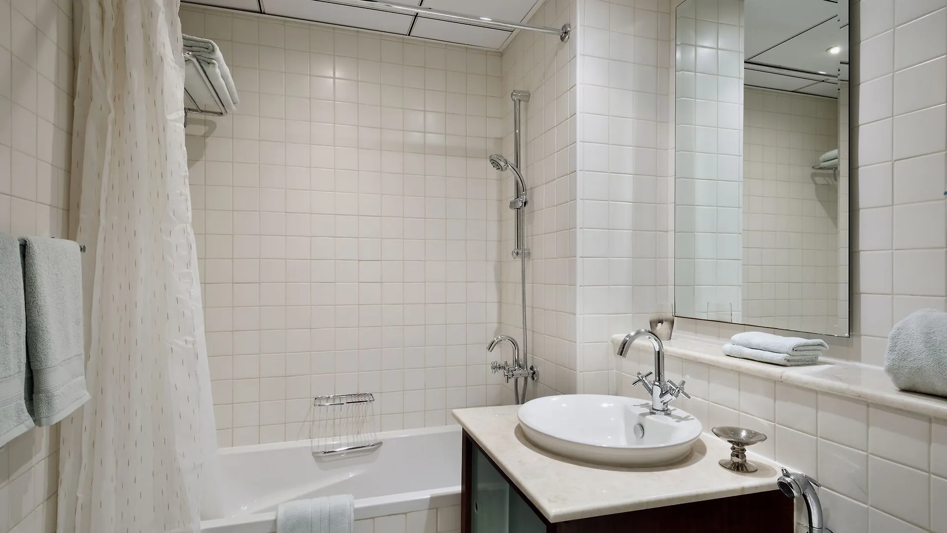 Dream Inn - Apartment Near Dubai Marina, Al Sahab Tower